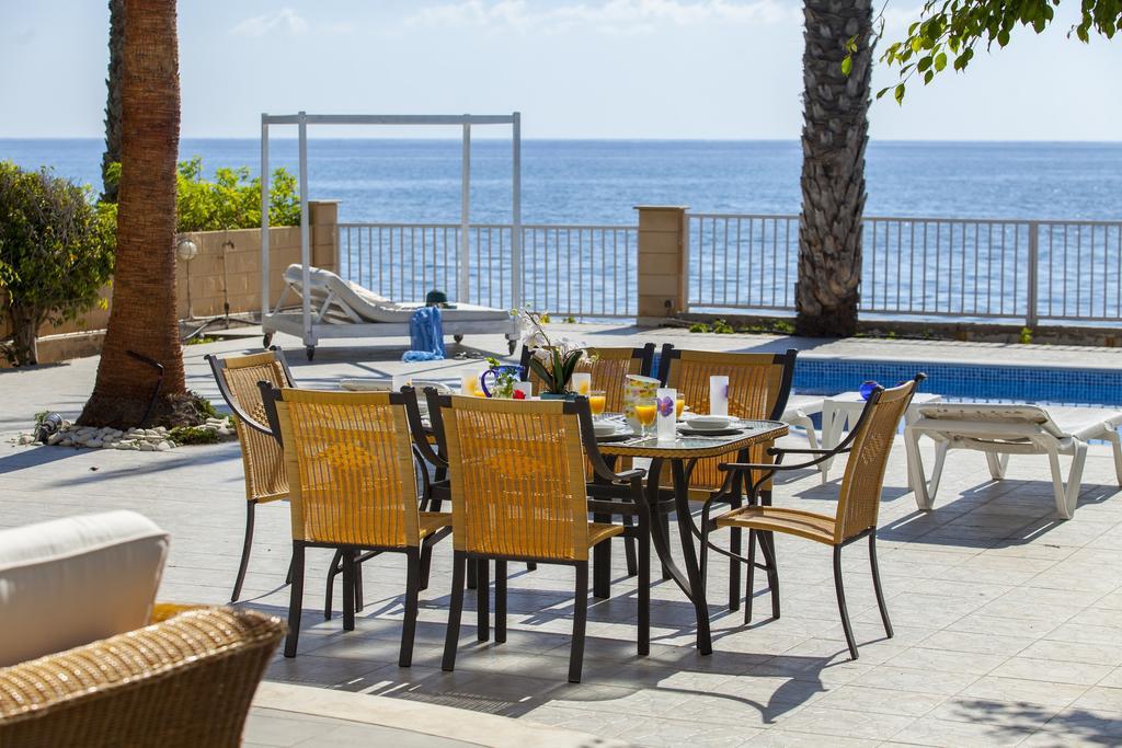 Meneou Beachfront Villa Sunset Perivolia Bilik gambar