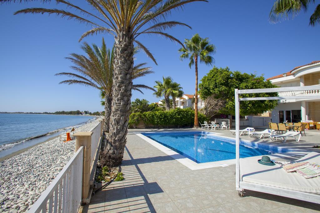 Meneou Beachfront Villa Sunset Perivolia Bilik gambar